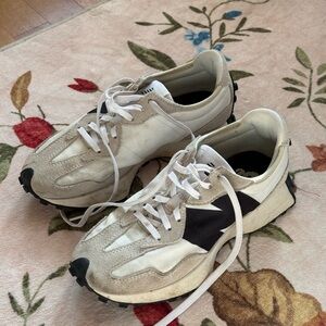 New balance sneakers 327